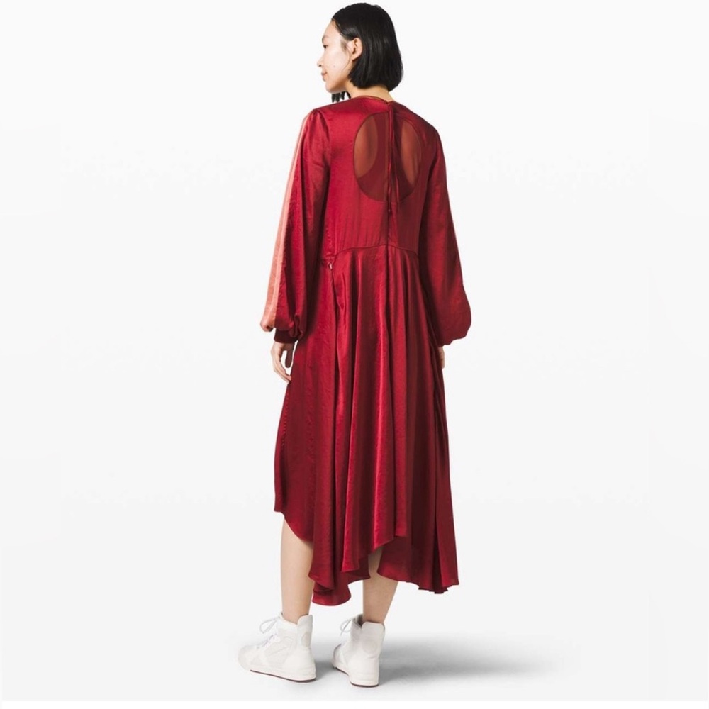 Free shipping! Lululemon Face Forward Dress *lululemon x Roksanda- no returns